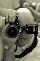 Tim Shoots Nikon D700 & SB-900