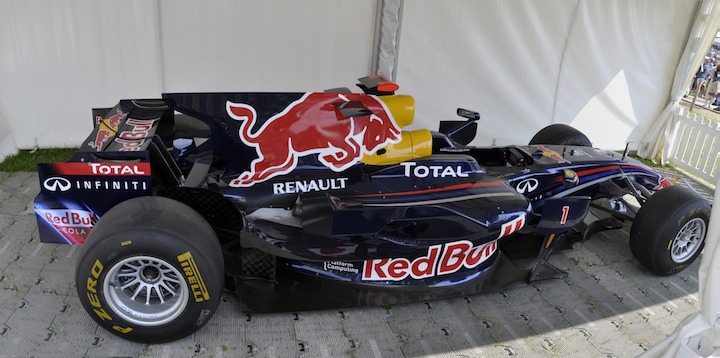 Vettel 2011 Red Bull F1 car
